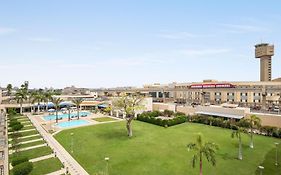 نوفوتيل المطار القاهرة